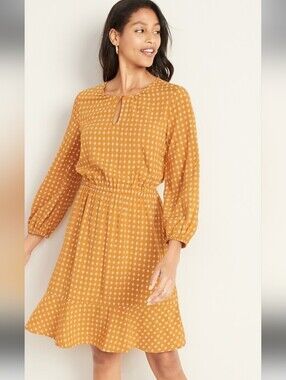 Old Navy Waist-Defined Keyhole Dress, Size L